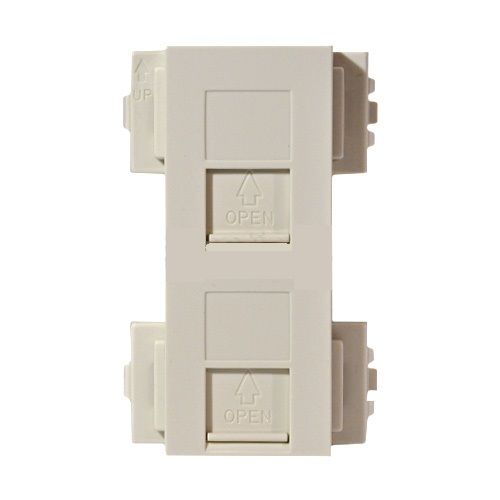 6751 86 Вставка 2-ой комп. розетки RJ 45 кат. 5е